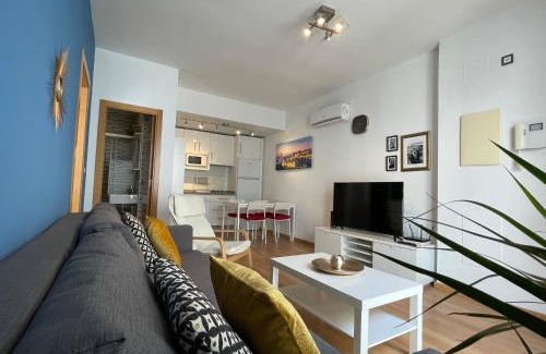 La Merced Apartment | Amazing Apartment in the Heart of Malaga POOL & FREE PARKING
