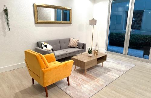 Hollywood South Central Beach Apartment | Amazing beachfront condo at Tides on Hollywood Beach Luxury Resort