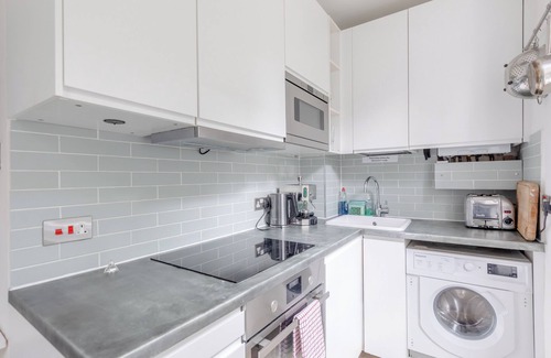 St. Johns Wood Apartment | Amazing Cosy Ctrl London Home 3 mins to Marylebone