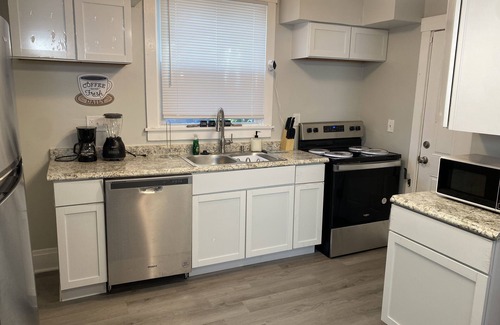 North College Hill House | Amazing Grace is the one for family fun a relaxing vacation or content creation!