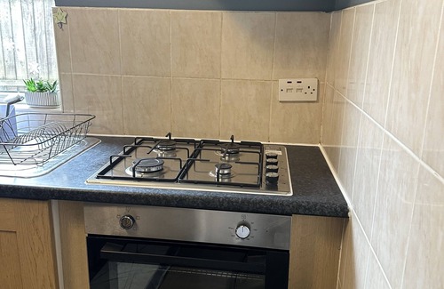 Walthamstow Apartment | Amazing Ground Floor one bedroom Flat Forest Road