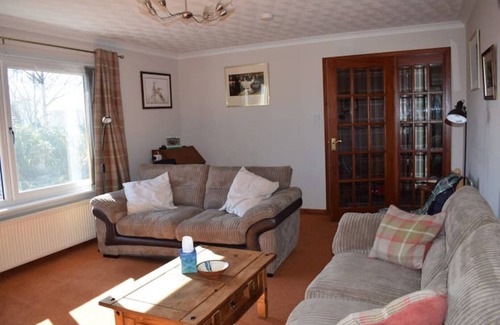 Ardersier House | Amazing Highland Gateway Home. Near Several Beach lines!