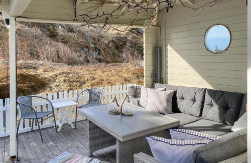 Averoy Municipality House | Amazing Home In Averøy With Wifi