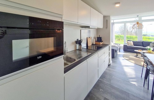 Den Oever House | Amazing home in Den Oever with WiFi