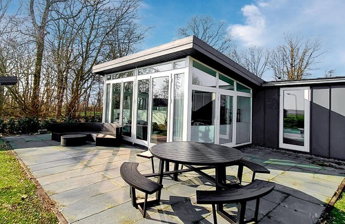 Den Oever House | Amazing home in Den Oever with WiFi