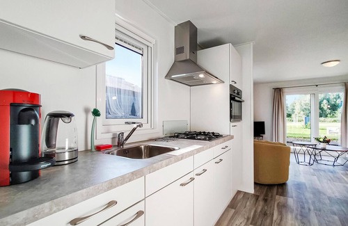 Giethoorn House | Amazing home in Giethoorn with WiFi
