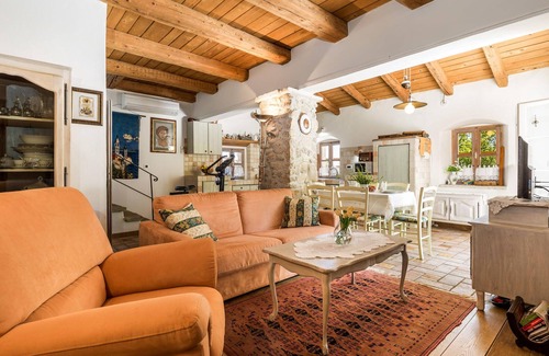 Sucici House | Amazing home in Moscenice with WiFi