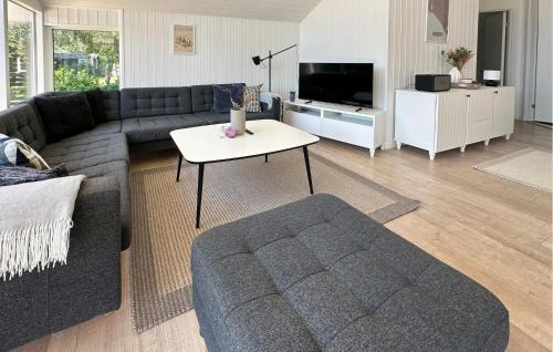 Kramnitse House | Amazing Home In Rødby With Sauna