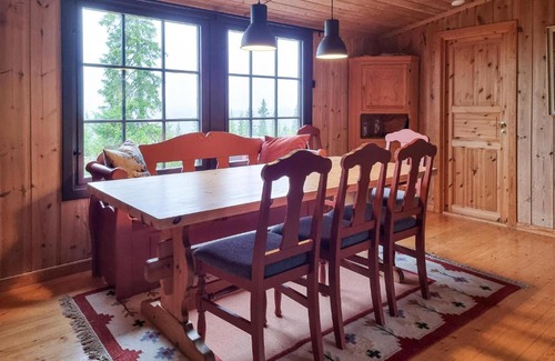 Sjusjoen House | Amazing Home In Sjusjøen With Sauna