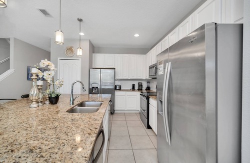 Sunridge Woods House | Amazing HOME W/POOL, GAME ROOM NEAR DISNEY, 8 BEDS