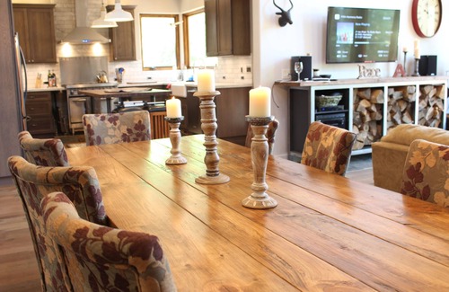 Graeagle House | Amazing location and views - right in town!