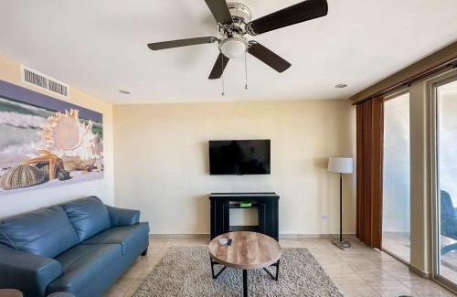 Las Conchas House | Amazing Location Close to it all Great Price