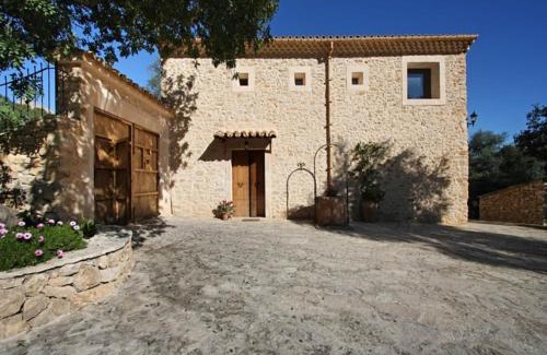 Petra House | Amazing mansion in Petra with swimming pool