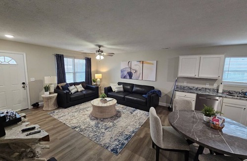 Wilmington House | Amazing New Wilmington Ranch