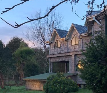 Ancud Villa | Amazing Ocean Front, spacious & private house