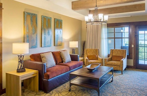 Big Cedars Resort | Amazing Paradise Point Resort in Hollister!