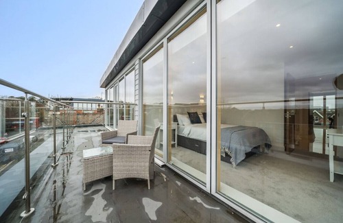 Dundonald Apartment | Amazing Penthouse in Wimbledon