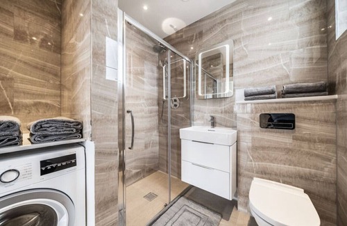 Dundonald Apartment | Amazing Penthouse in Wimbledon