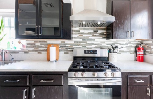 Duarte House | Amazing & Relaxing 5B3B-Private Pool