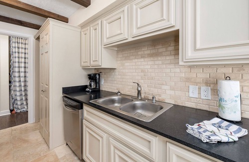 Saint Simons Island Condo | Amazing renovated Condo in Sea Palms. Perfect for golfers! St. Simons Island