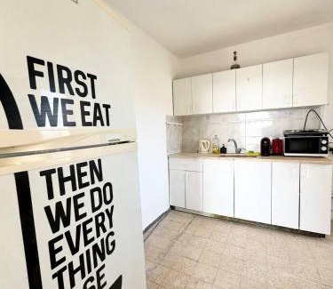 Kiryat Yam Apartment | Amazing sea view