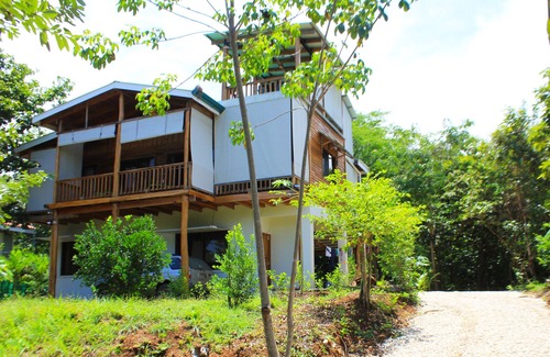 Marbella House | Amazing secluded beach