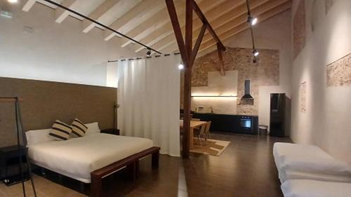 Paterna Apartment | Amazing suite by the fair