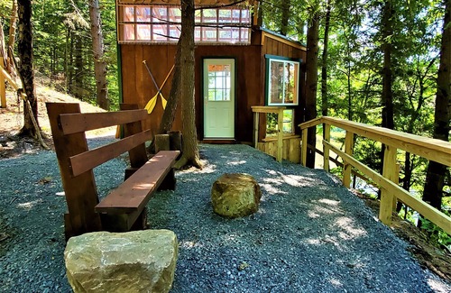 Boonville Cabin | AMAZING TREE HOUSE ON BLACK RIVER NEAR OLD FORGE, NY