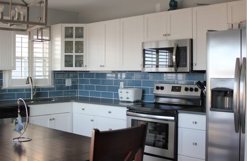 The Point House | AMAZING VIEWS! Beachfront Duplex-West at the Point with a private POOL!