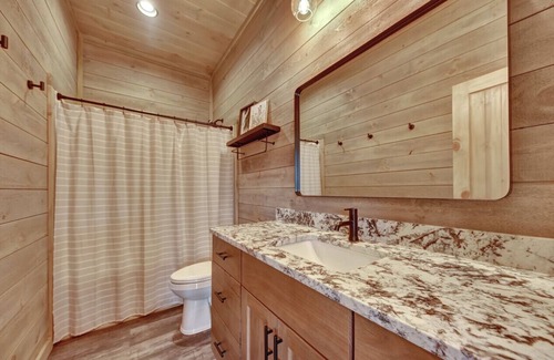 Walland House | Amazing Views Rustic Lodge - Indoor Pool, Firepit, and Gameroom!