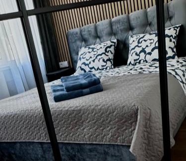 Old Town Apartment | Amber Light Self-Check-In Apartments