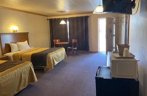 Wisconsin Dells Hotel | Amber's Inn & Suites