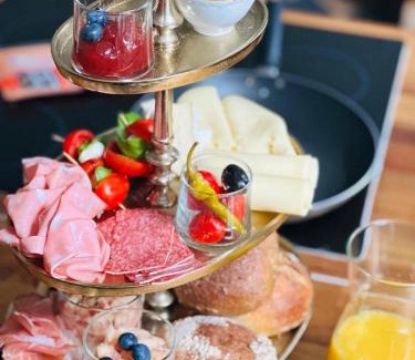 Kleinblittersdorf Apartment | Ambiente Deluxe - Schloss Falkenhorst