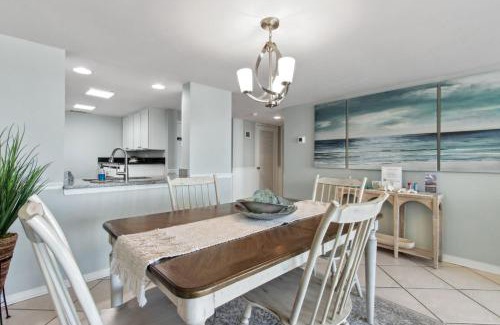 Amelia City House | Amelia Surf and Racquet Club Condo - 6th Floor Oceanview - Pools - Tennis Courts - Sleeps 4