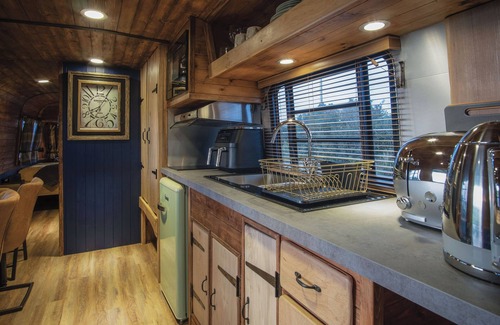 Tiers Cross Apartment | American Airstream - Blossom Farm - Tiers Cross