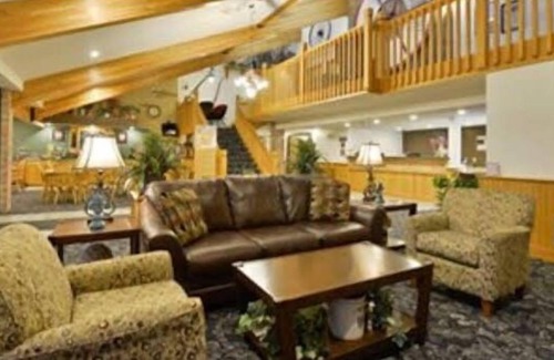 Peosta Hotel | American Inn and Suites