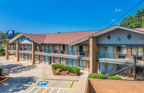 Stockbridge Hotel | Americas Best Value Inn Stockbridge