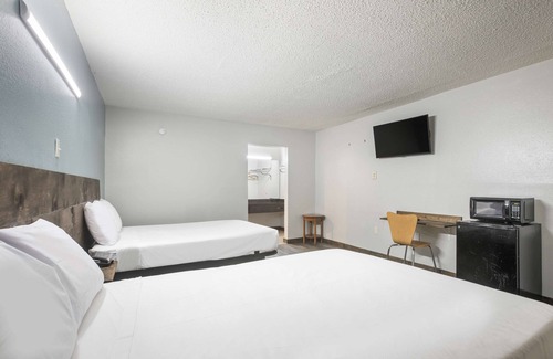 Stockbridge Hotel | Americas Best Value Inn Stockbridge