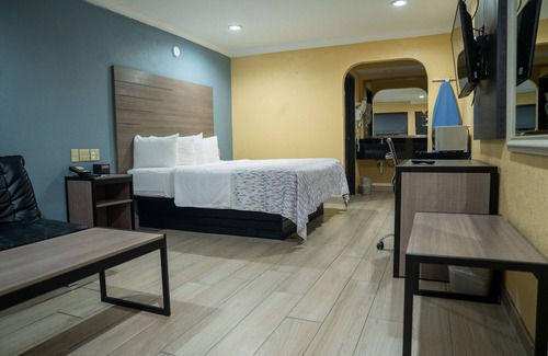 Biggar Hotel | Americas Best Value Inn Ft. Myers