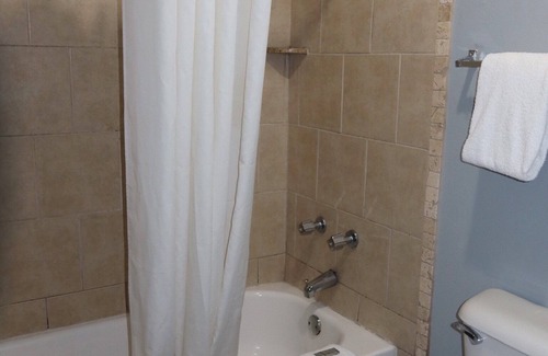 Yukon Hotel | Americas Best Value Inn & Suites Yukon Oklahoma City