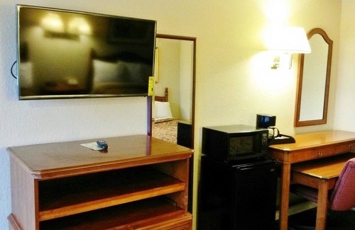 Winnsboro Hotel | Americas Best Value Inn Winnsboro, SC