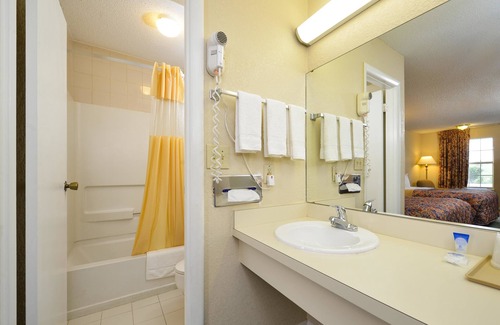 Winnsboro Hotel | Americas Best Value Inn Winnsboro, SC
