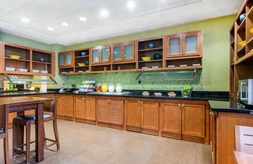Lithonia Hotel | AmericInn by Wyndham Stonecrest near Atlanta