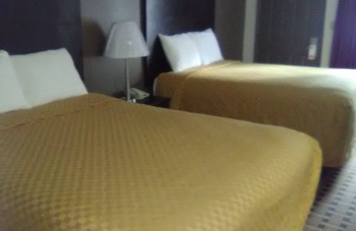 Helen Hotel | Ameriview Inn and Suites