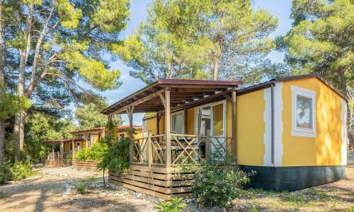 Cove Tri Zala (Zrnovo) Resort | Aminess Planet Camping Port9 Holiday Homes
