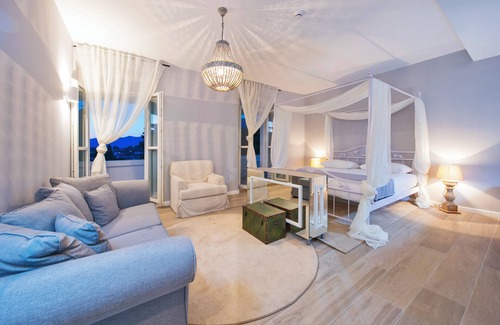 Cove Tri Zala (Zrnovo) Hotel | Aminess Vival Port9 Resort