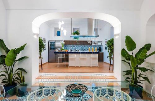 Praiano Villa | AMORE RENTALS - Villa Blu