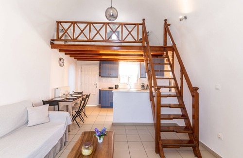 Santorini Hotel | Ampelos Executive Houses