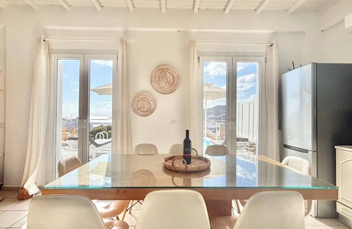 Ornos House | Amperian Mykonos Suites & Villas