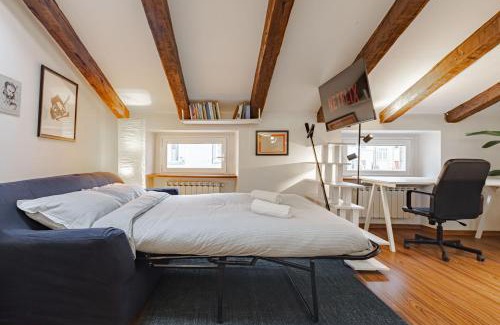 Barriera Vecchia-San Giacomo Apartment | Ampio loft confortevole nel cuore di Trieste